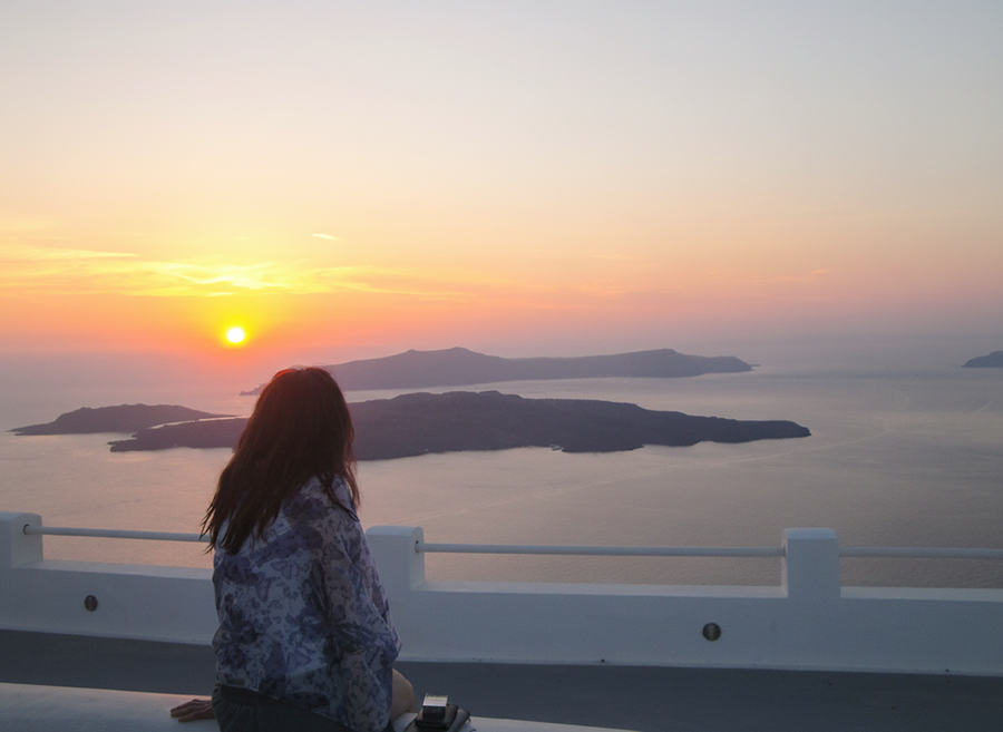 στιγμή σκέψης και ελπίδας στο ταξίδι προς τη μητρότητα